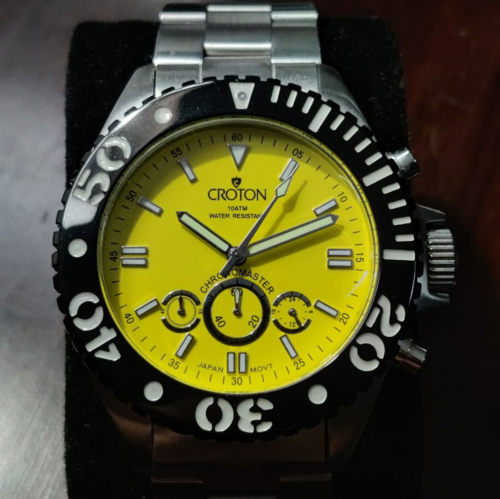 Croton Men's Yellow (Pineapple) Chronomaster Watch